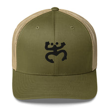 Load image into Gallery viewer, Black Coqui Trucker Hat