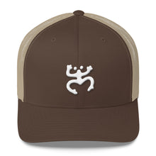 Load image into Gallery viewer, White Coqui Trucker Hat